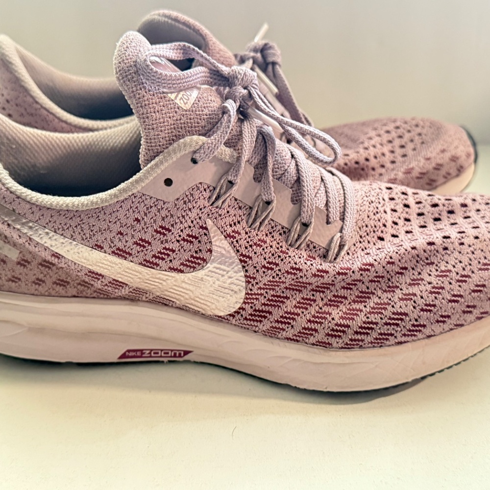 Women's Nike Zoom Pegasus 35 Running Shoes, Size 9.5 - Picture 5 of 8